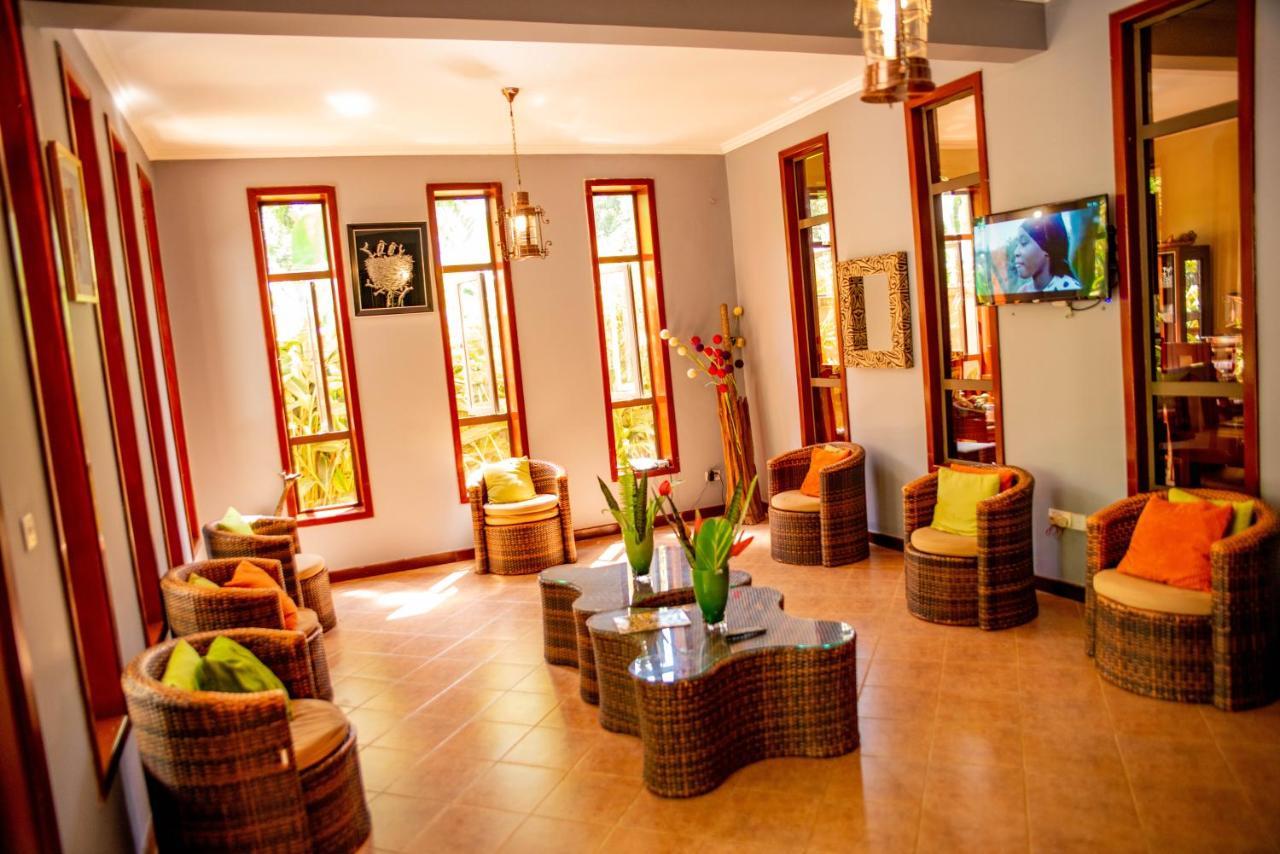 Lush Garden Business Hotel Arusza Zewnętrze zdjęcie